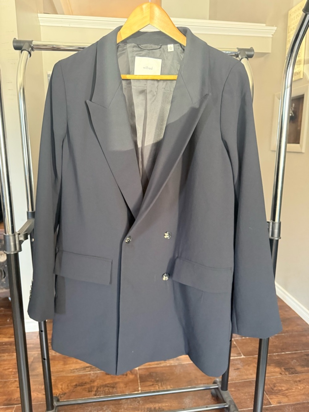 Aritzia Black Double-Breasted Wilfred Blazer